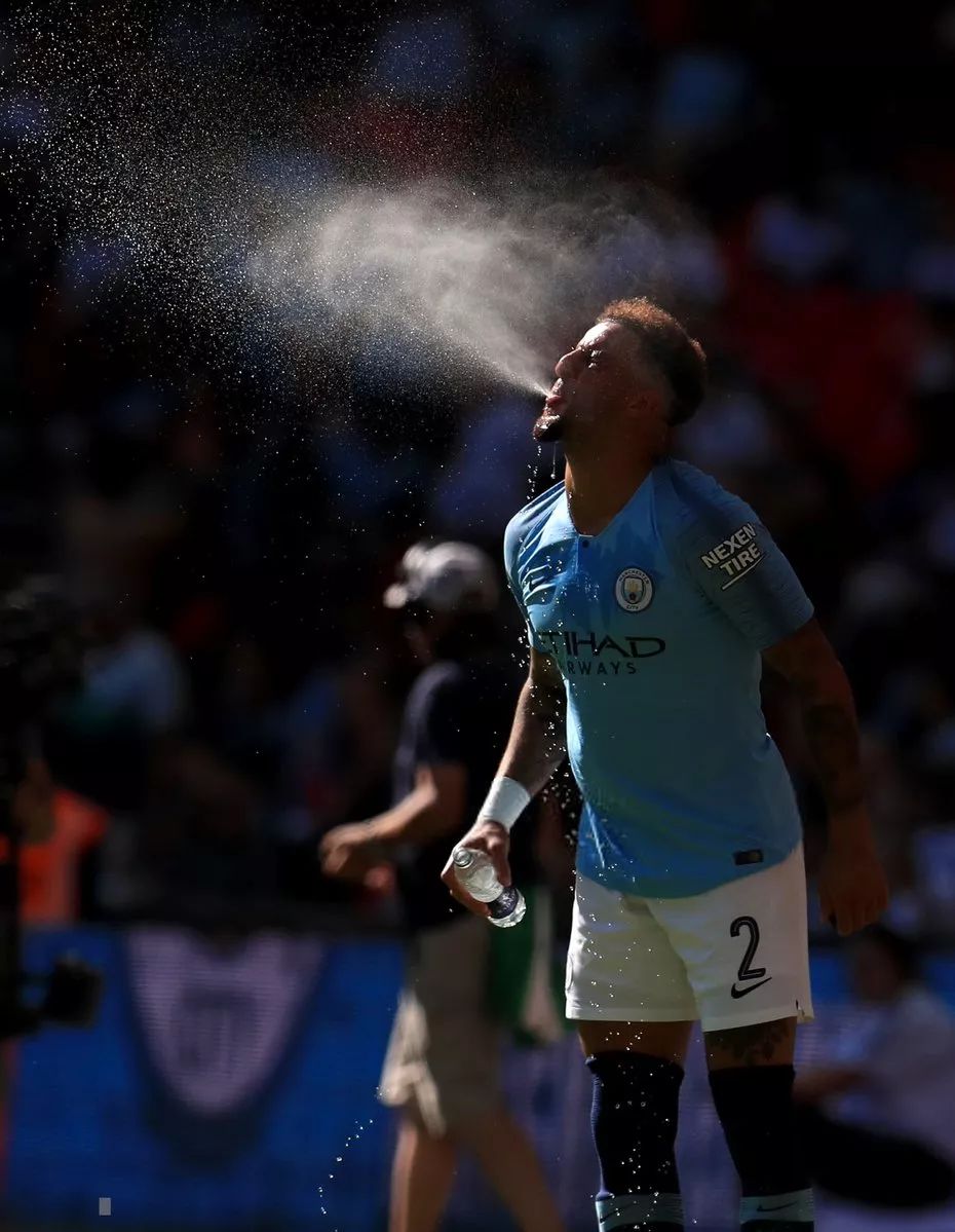 关于太狠了！赛前阿斯顿维拉备战社区盾罗马内部会议纪要流出——今晨再遭质疑，广州队关键时刻伤情更新的信息